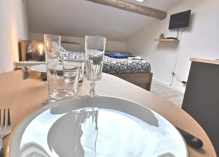 Le Nid Champenois Apartament *